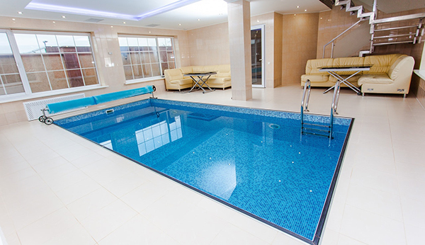 室內泳池濕度過高怎么辦？松井泳池除濕機為您解憂